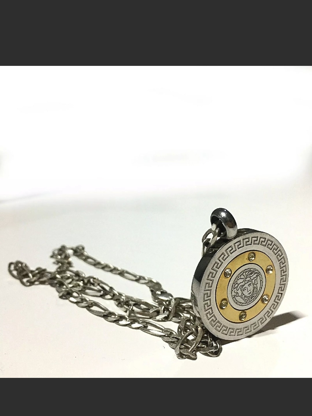 Medusa Two-Tone Medallion Pendant Necklace - Silver & Gold